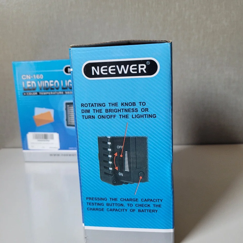 Neewer CN-160 LED Video Light Set of 2 Black New Dimmable DSLR Camera Lighting